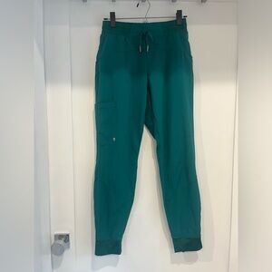 XS petite Barco One Hunter Green Jogger Scrub Bottoms